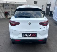 Auto - Alfa romeo stelvio 2.2 t.diesel 150cv at8 rwd super