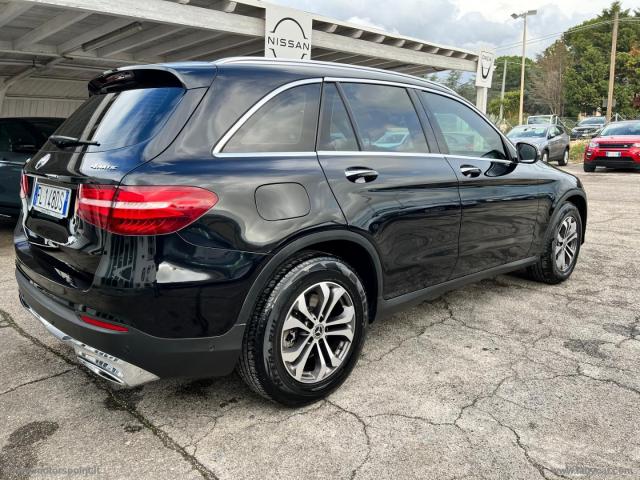 Auto - Mercedes-benz glc 220 d 4matic sport