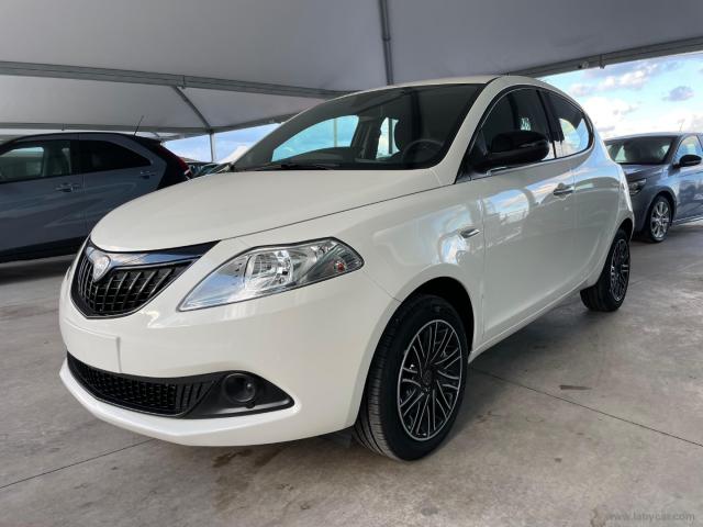 Auto - Lancia ypsilon 1.0 firefly 5p. s&s hybrid oro