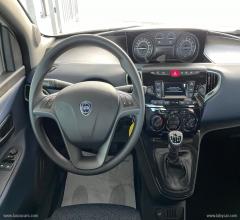 Auto - Lancia ypsilon 1.0 firefly 5p. s&s hybrid oro