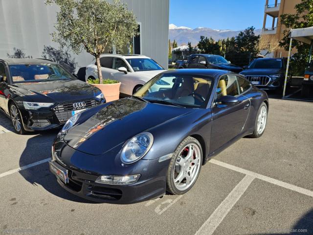 Auto - Porsche 911 carrera s coupÃ©