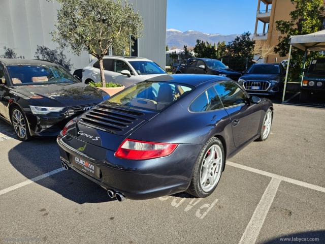 Auto - Porsche 911 carrera s coupÃ©