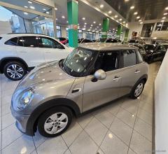 Auto - Mini mini cooper d business 5 porte