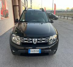 Auto - Dacia duster 1.6 110 cv 4x2 gpl laurÃ©ate