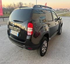 Auto - Dacia duster 1.6 110 cv 4x2 gpl laurÃ©ate