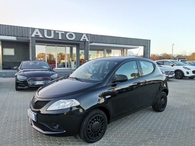 Lancia ypsilon 1.2 69 cv 5p. s&s elefantino