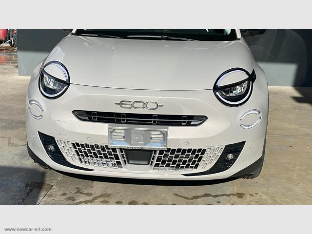 Auto - Fiat 600 hybrid mhev la prima