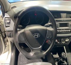 Auto - Hyundai i20 1.1 crdi 12v 5p. comfort