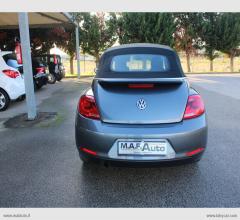 Auto - Volkswagen maggiolino cabrio 1.6 tdi design