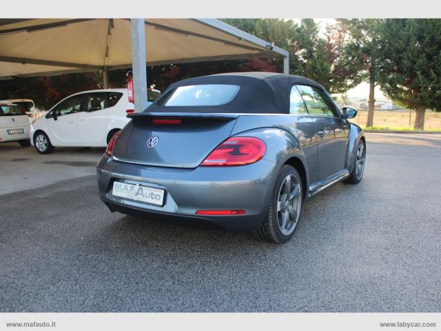 Auto - Volkswagen maggiolino cabrio 1.6 tdi design