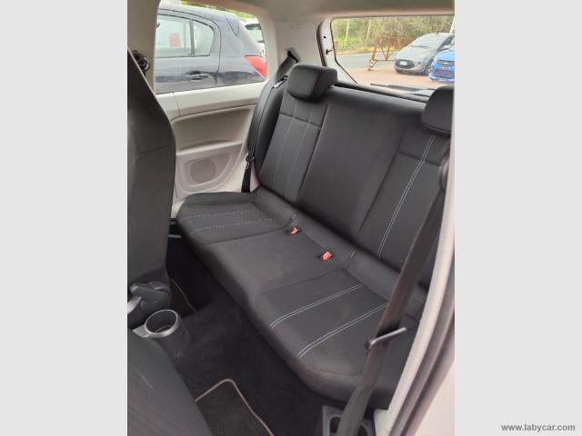 Auto - Seat mii 1.0 5p. fr line