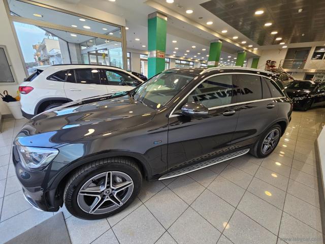 Auto - Mercedes-benz glc 300 de 4matic eq-power premium plus