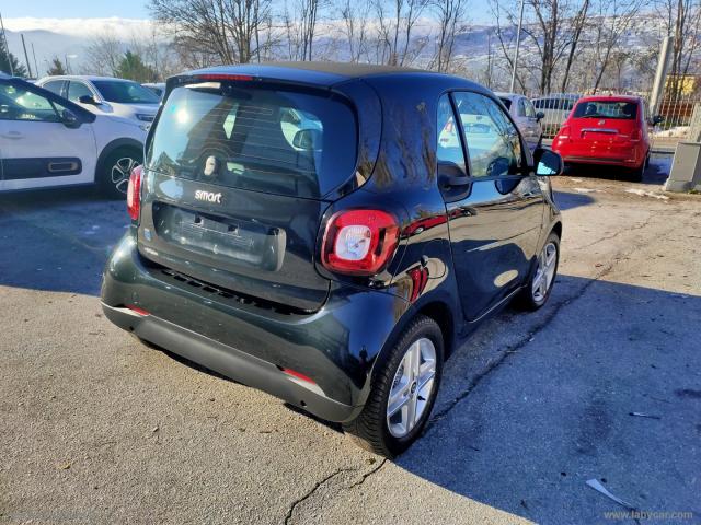 Auto - Smart fortwo eq pure