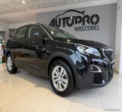 Auto - Peugeot 3008 bluehdi 130 s&s eat8 business