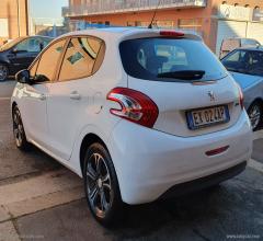 Auto - Peugeot 208 1.4 vti 95 cv 5p. gpl access