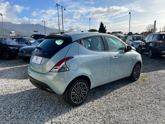 Auto - Lancia ypsilon 1.0 firefly 5p. s&s hybrid