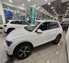 Auto - Volkswagen tiguan 2.0 tdi dsg 4motion advanced bmt