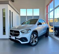 Auto - Mercedes-benz gla 200 d automatic sport plus