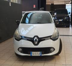 Auto - Renault clio 1.5 dci 8v 75 cv 5p. costume nat.