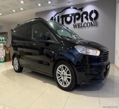 Auto - Ford tourneo courier 1.5 tdci 75 cv titanium