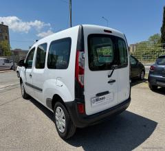 Auto - Renault kangoo 1.5 dci 90 cv 5p. live