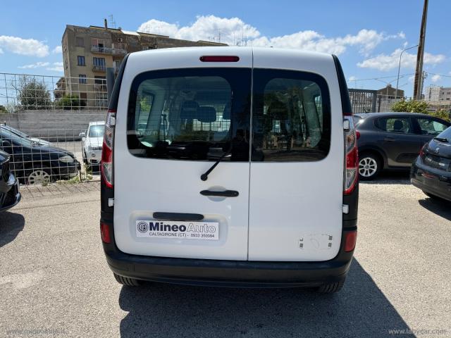 Auto - Renault kangoo 1.5 dci 90 cv 5p. live