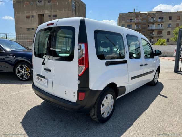 Auto - Renault kangoo 1.5 dci 90 cv 5p. live