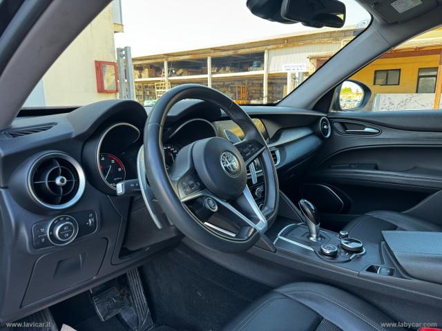 Auto - Alfa romeo stelvio 2.2 t.diesel 210 cv at8 q4