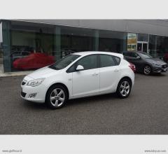 Opel astra 1.7 cdti 110 cv 5p. cosmo