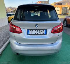 Auto - Bmw 218d active tourer