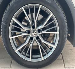 Auto - Volkswagen tiguan 2.0 tdi 150cv scr dsg r-line