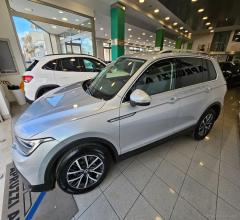 Auto - Volkswagen tiguan 2.0 tdi 150cv scr dsg life