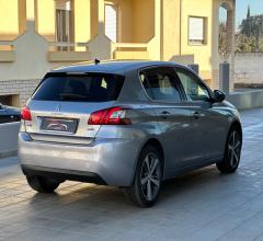 Auto - Peugeot 308 bluehdi 120 s&s allure