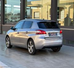 Auto - Peugeot 308 bluehdi 120 s&s allure