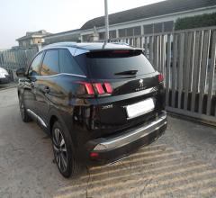 Auto - Peugeot 3008 bluehdi 130 s&s eat8 gt line