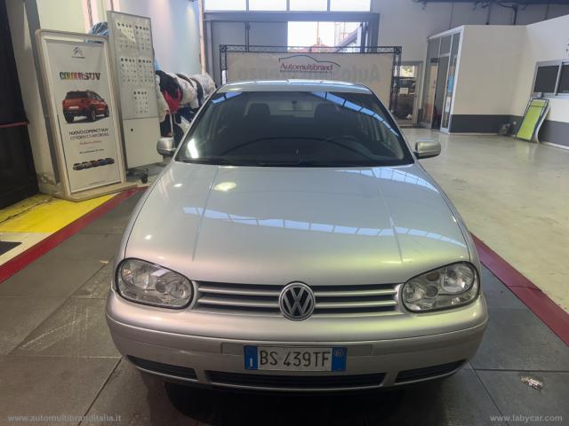 Auto - Volkswagen golf 1.6 16v 5p. comfortline gpl