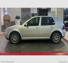 Auto - Volkswagen golf 1.6 16v 5p. comfortline gpl