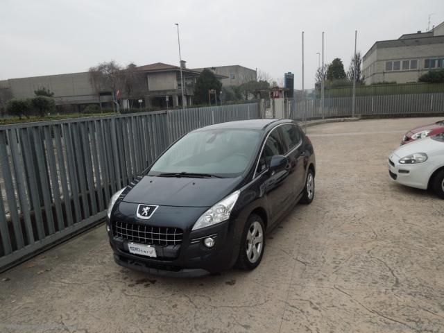 Auto - Peugeot 3008 1.6 hdi 112 cv active