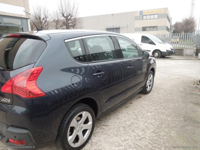 Auto - Peugeot 3008 1.6 hdi 112 cv active