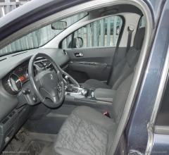 Auto - Peugeot 3008 1.6 hdi 112 cv active