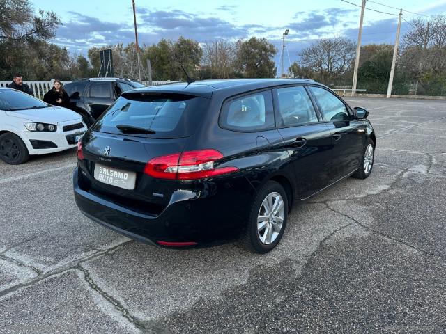 Auto - Peugeot 308 bluehdi 120 s&s sw allure