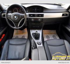 Auto - Bmw 318d touring eletta