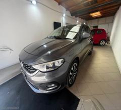 Auto - Fiat tipo 1.6 mjt 4p. easy