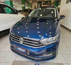 Auto - Volkswagen passat var. 1.6 tdi dsg evo business bmt