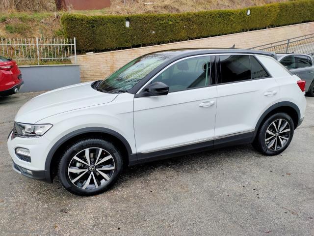 Auto - Volkswagen t-roc 1.5 tsi act style