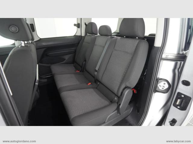 Auto - Ford gr.tourneo connect 2.0 ebl 122 aut. tit.