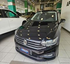 Auto - Volkswagen passat var. 1.6 tdi dsg evo business bmt