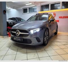 Auto - Mercedes-benz a 200 d automatic sport