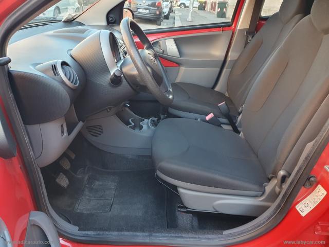 Auto - Toyota aygo 1.0 vvt-i 5p.