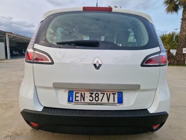 Auto - Renault scÃ©nic xmod 1.5 dci 110 cv s&s wave